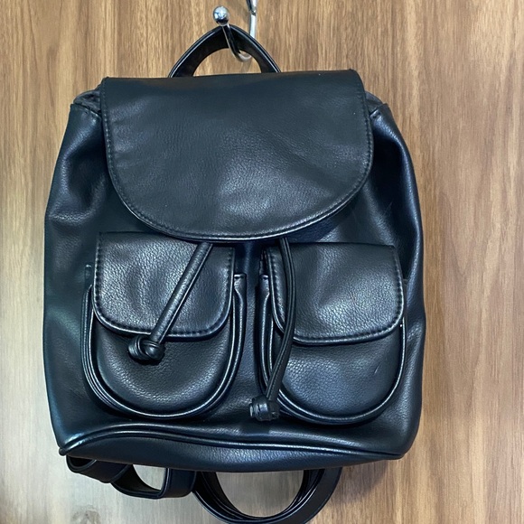 Wild Fable Black Backpack EUC - Picture 1 of 4